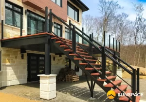 sunspace-alumadeck Red