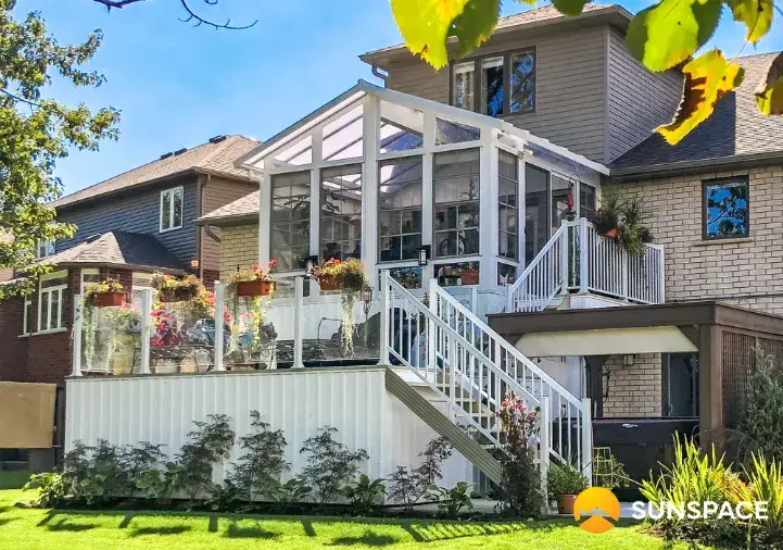Outdoor glass railing contractor wilmington
