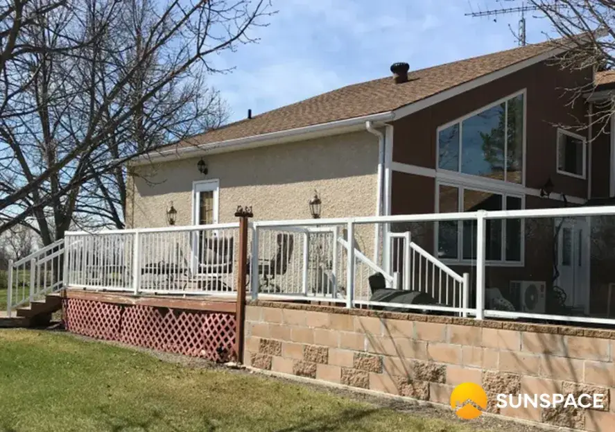 aluminum glass railing contractor wilmington