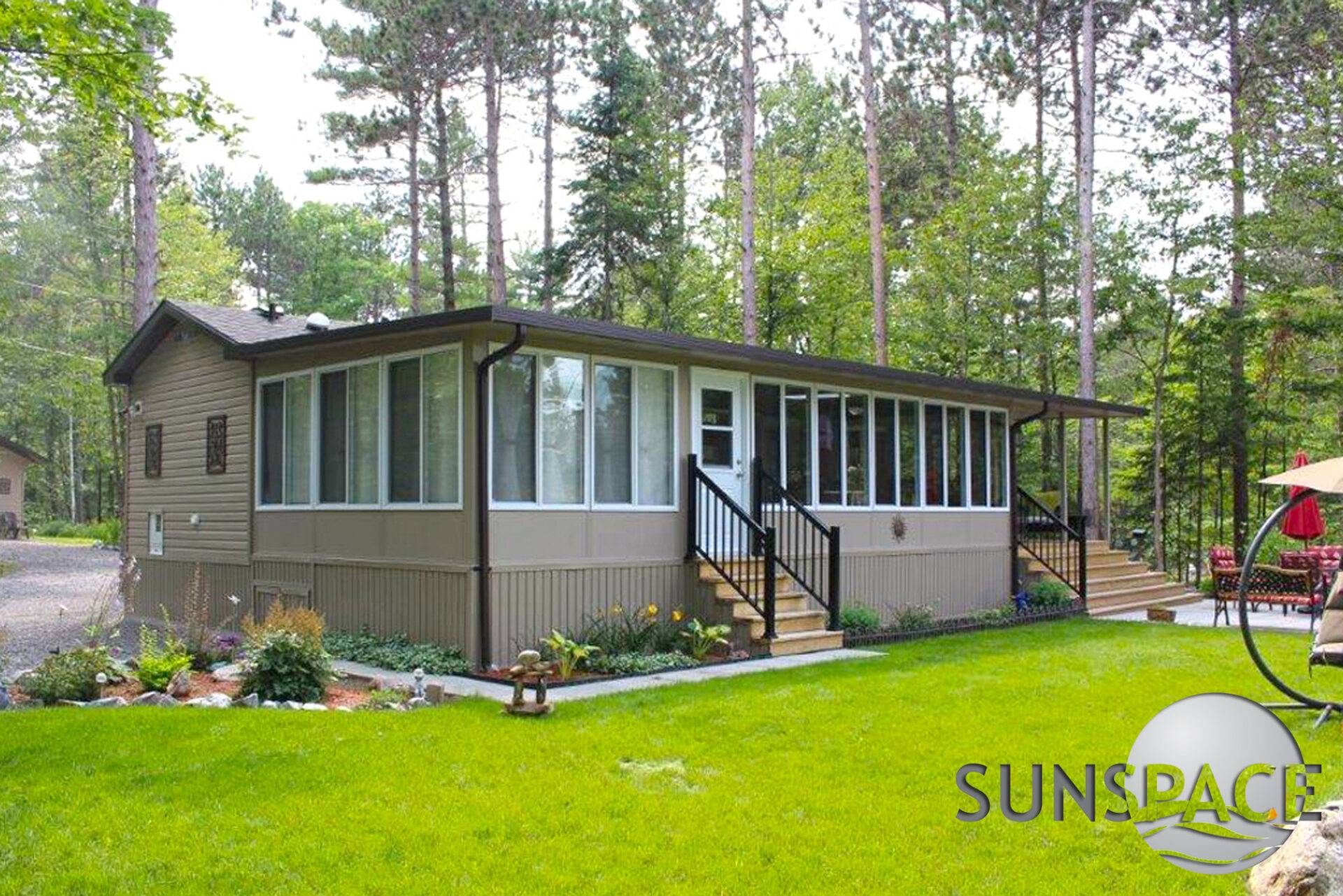 thermal-sunroom-three-season-sunroom-eastern-sunrooms