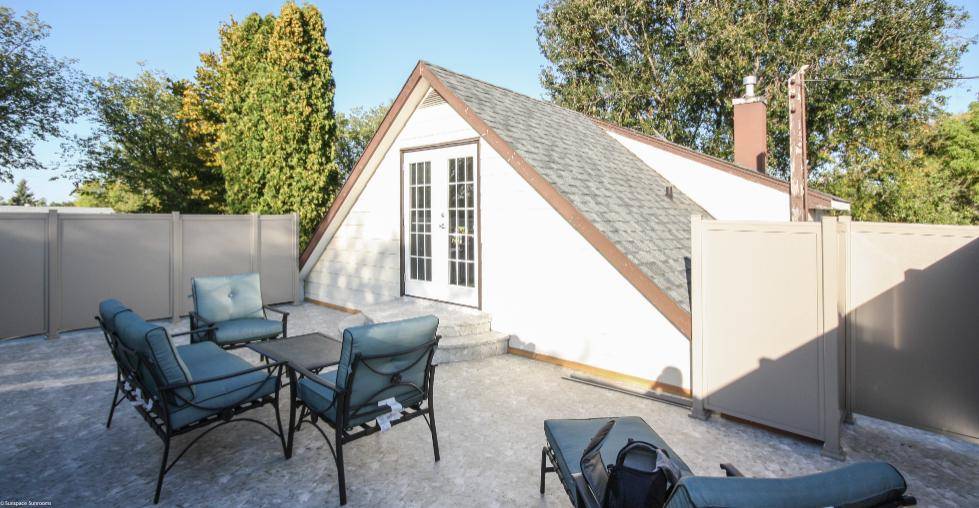 Privacy Wall Installation Process in Wilmington